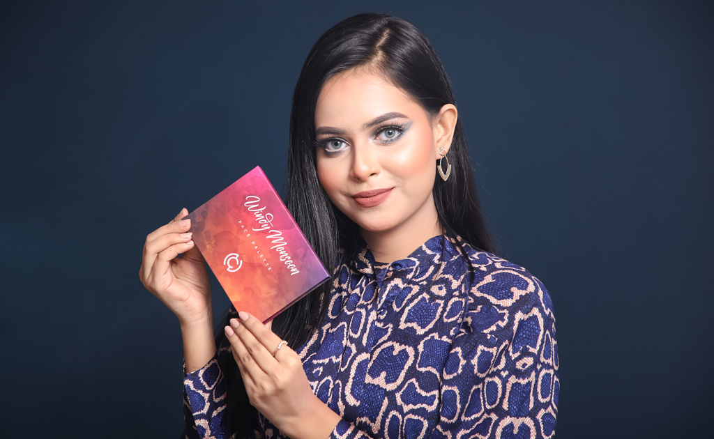 টিনেজার্স গ্ল্যাম মেকআপ লুক ক্রিয়েট করার ৭টি সহজ ধাপ