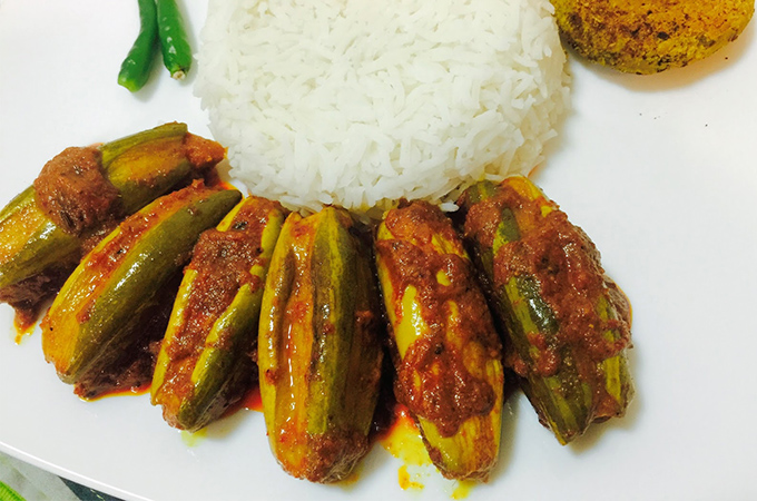 পটলের দোলমা
