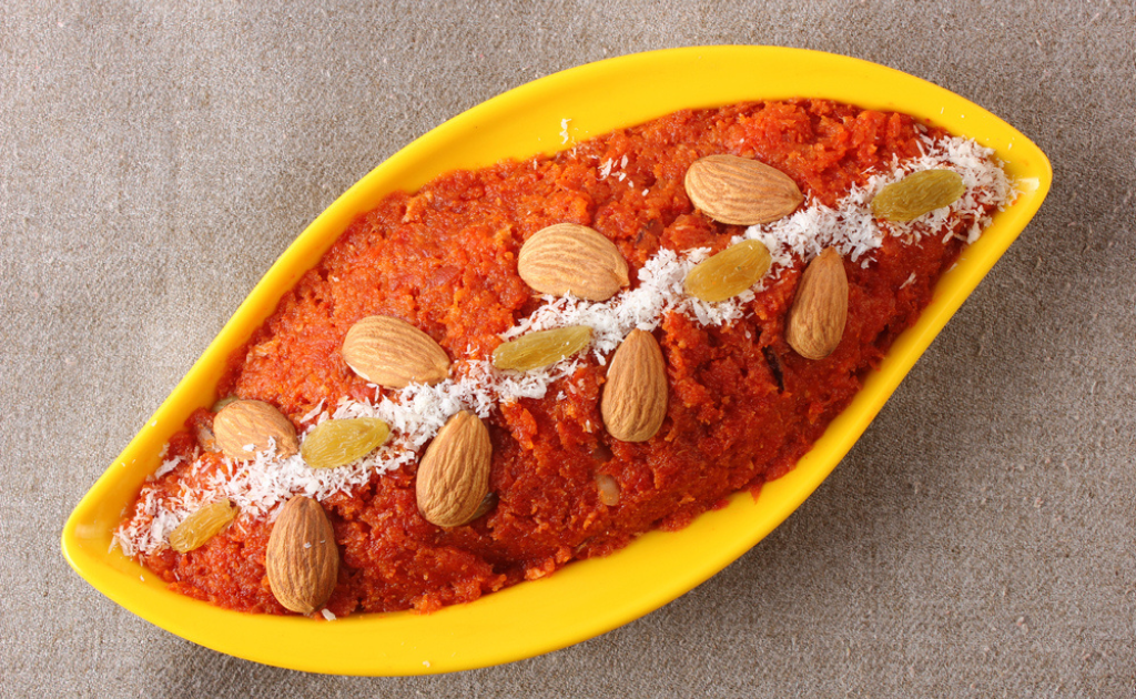 গাজর ও নারকেলের হালুয়া