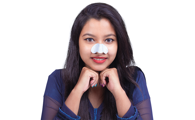 বিরক্তিকর ব্ল্যাকহেডস থেকে মুক্তি পাওয়ার ৩টি উপায়!