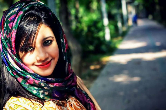 চোখের সৌন্দর্য ধরে রাখুন