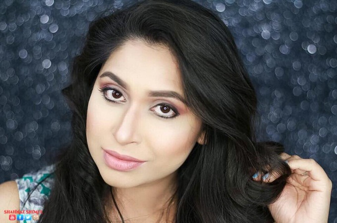 টেইলর সুইফট ইন্সপায়ার্ড মেকাপ লুক