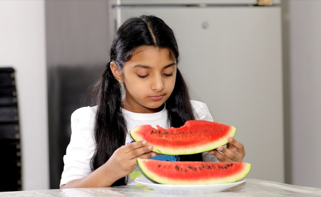 গ্রীষ্মের প্রচন্ড গরমে শিশুর যত্ন ও খাদ্যতালিকা কেমন হওয়া উচিত ?