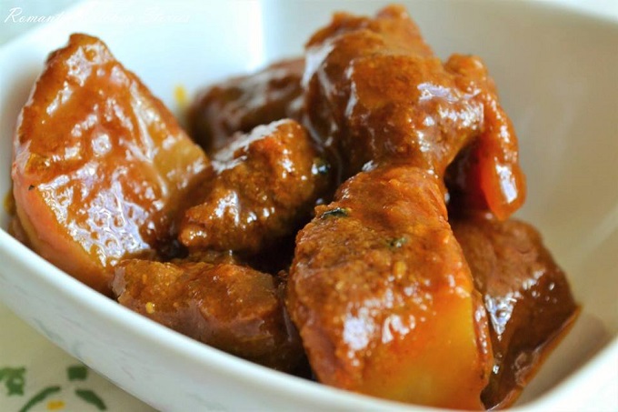 আচারি গোস্ত!
