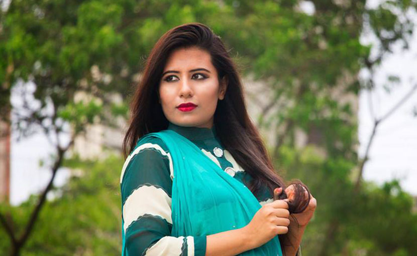 গর্জিয়াস চুল পেতে ফলো করতে পারেন মাত্র ৫টি টিপস!