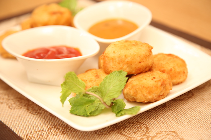 চিকেন চিজ বল