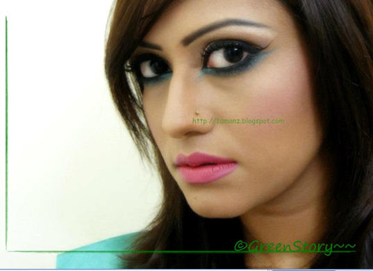 শরতের স্নিগ্ধ চোখের সাজ