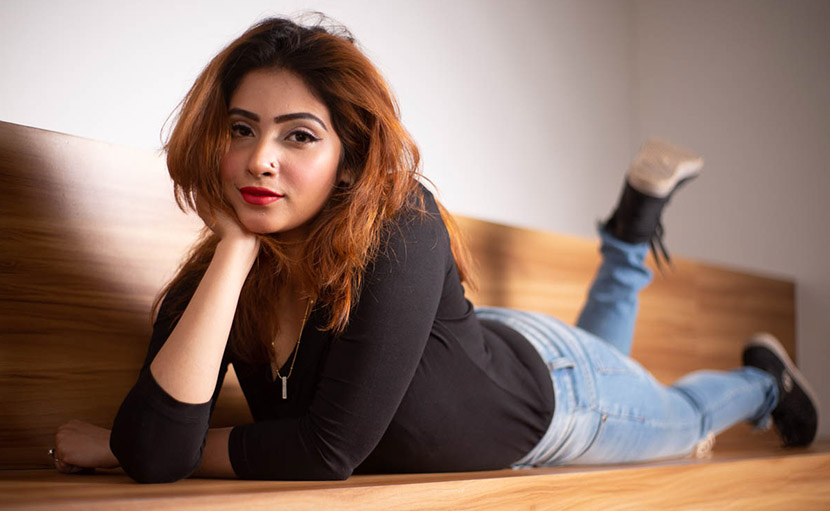 রঙিন চুল | কেমন ধরনের হেয়ার কালার করলে ভালো হয়?