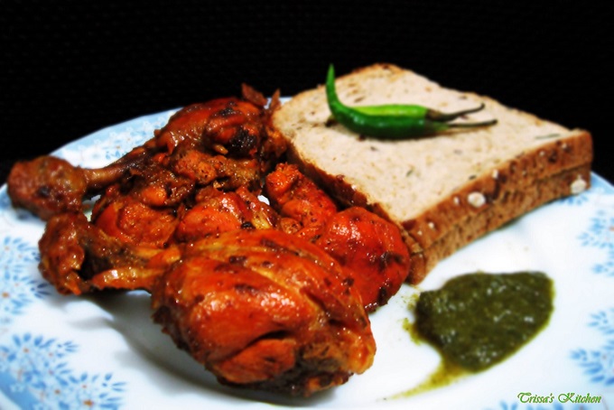 তন্দুরী চিকেন সাথে পুদিনা পাতার চাটনি