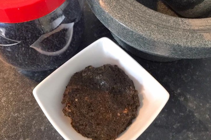 ঠাণ্ডায় আরাম দিতে মজাদার একটি ভর্তা রেসিপি