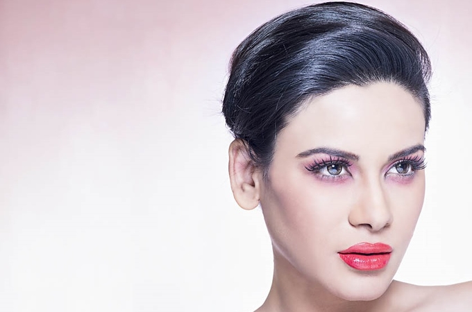 স্লিম ফেইস হেলদি দেখাতে কিছু মেকাপ ট্রিক