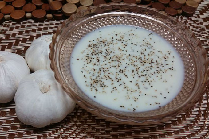 রেস্টুরেন্ট স্বাদের হোয়াইট সস