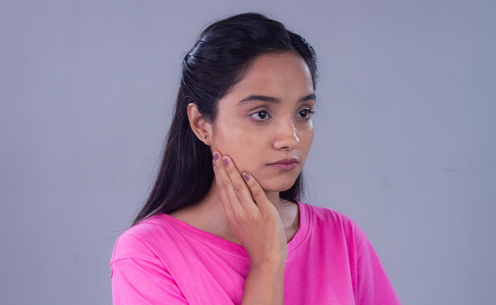 আনইভেন স্কিনটোন? জেনে নিন এই কমন স্কিন কনসার্নের সল্যুশন