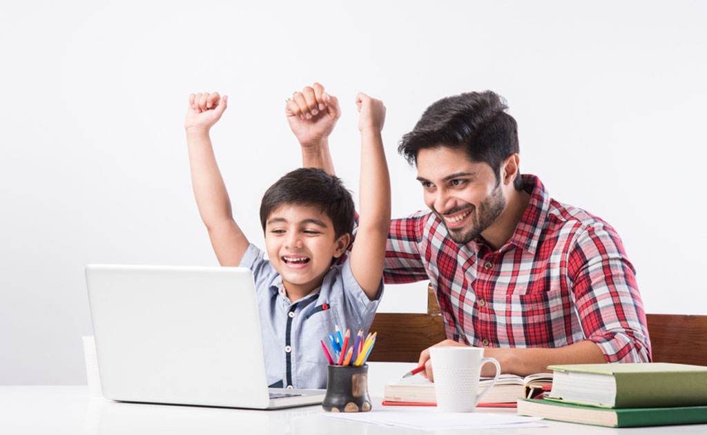 প্রত্যাশার চাপ নয়, সন্তানকে দিকনির্দেশনা দিন