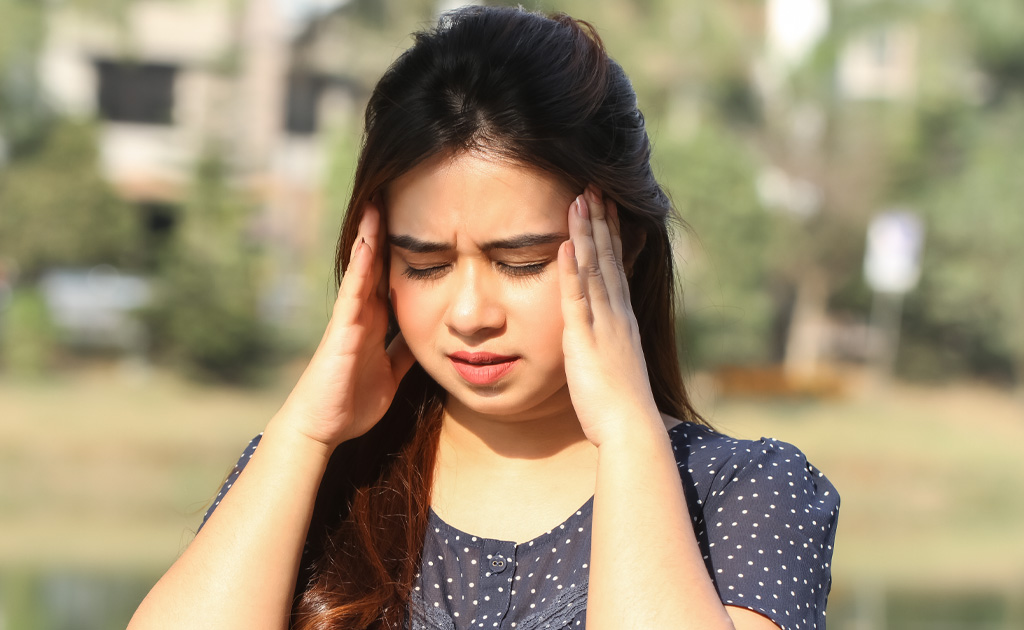 মাইগ্রেনের ব্যথা কেন হয় এবং প্রতিরোধের কোনো উপায় আছে কি?