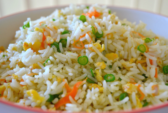 এগ ফ্রাইড রাইস উইথ লেমন গ্রাস