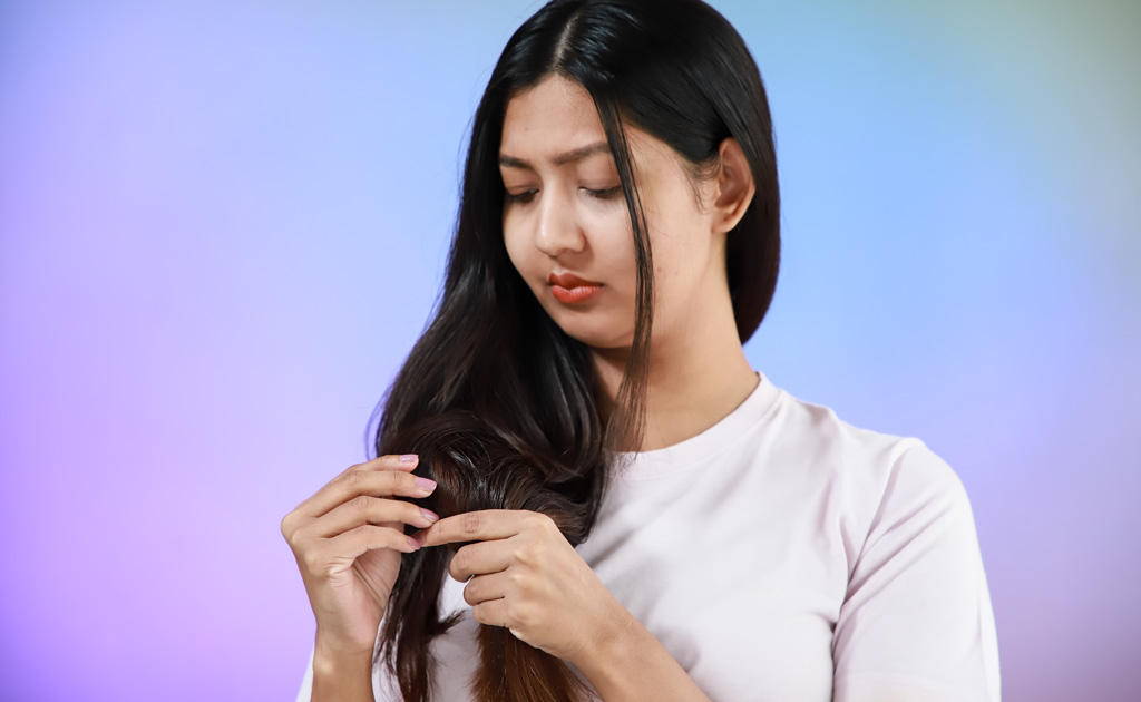 কোন হেয়ার মিসটেকগুলোর কারণে চুল অয়েলি হয়ে থাকে?
