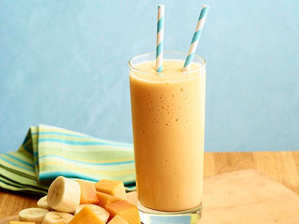 GL0809_Papaya-Banana_Smoothie.jpg.rend.hgtvcom.616.462