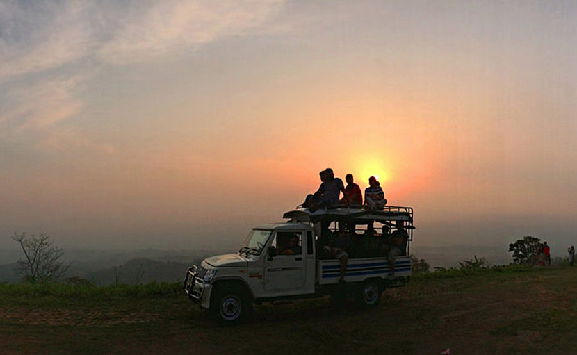 চাঁদের গাড়ি সাজেক - shajgoj.com